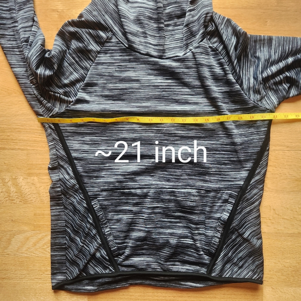 Champion Long-Sleeve - Picture 9 of 9